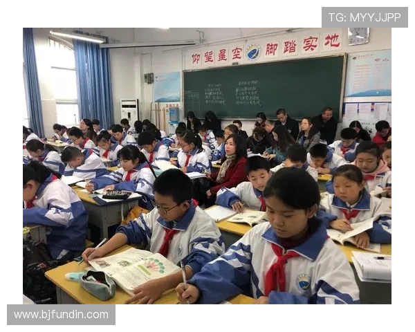 阿根廷足球巨星头像高清图展现独特风采与精彩瞬间